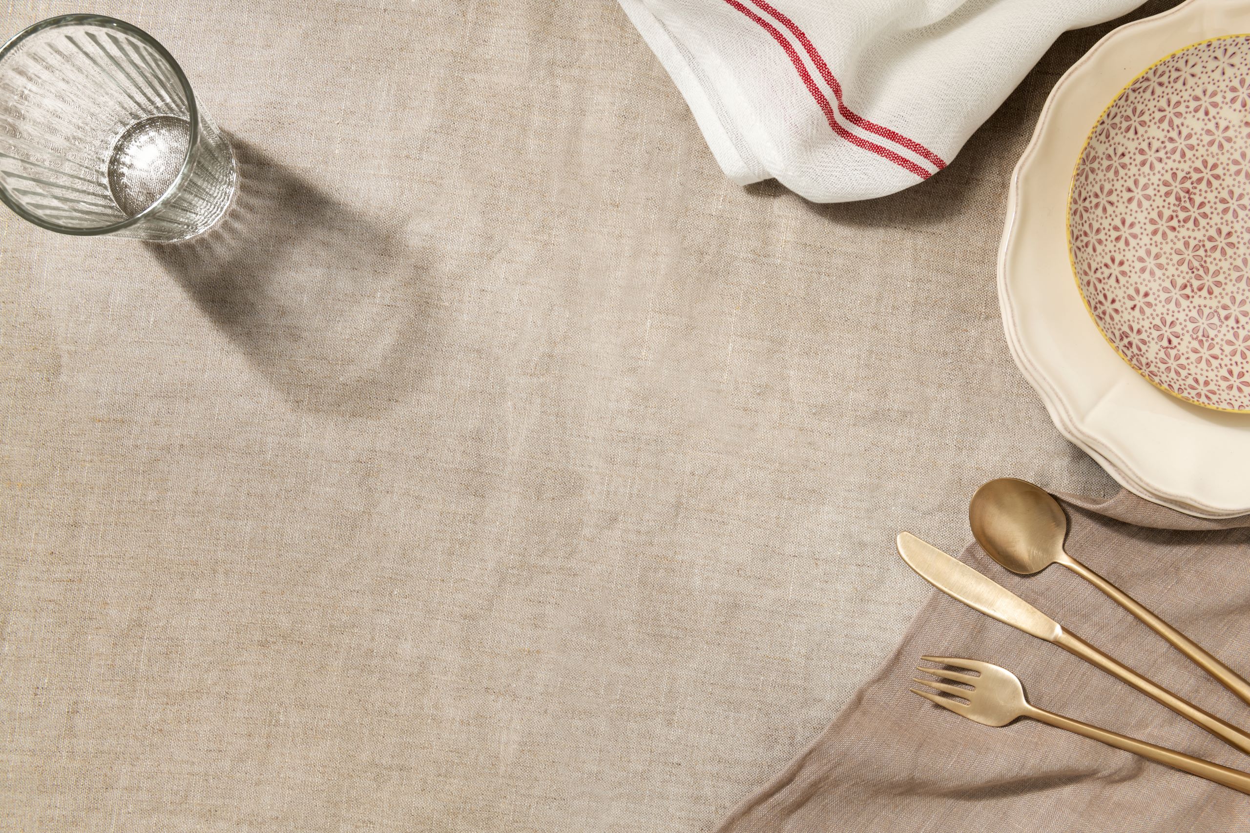 empty dinner table background 2025 02 10 05 56 17 utc