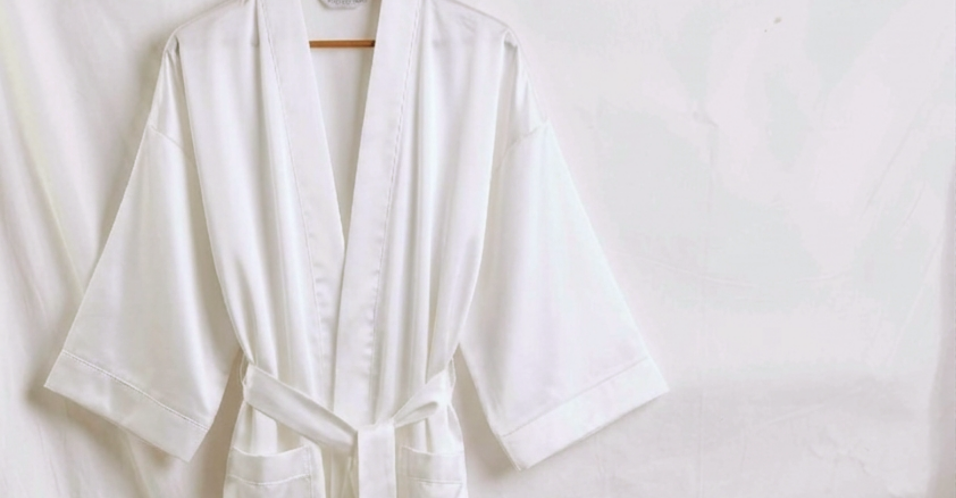 Egyptian Cotton Gown Closeup Blog Header